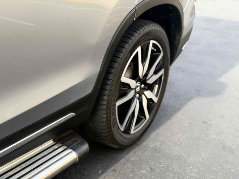 Used 2019 Honda Pilot Elite image 18