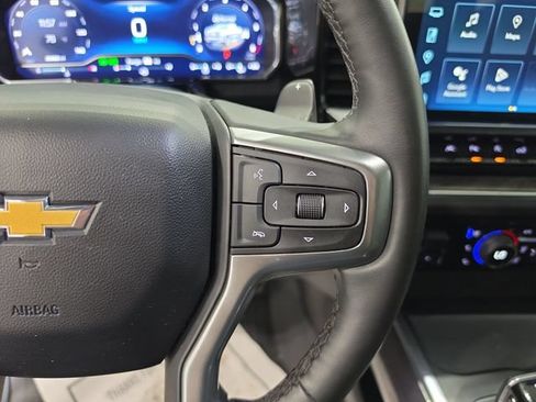 Used 2024 Chevrolet Silverado 1500 LTZ AWD/4WD image 17