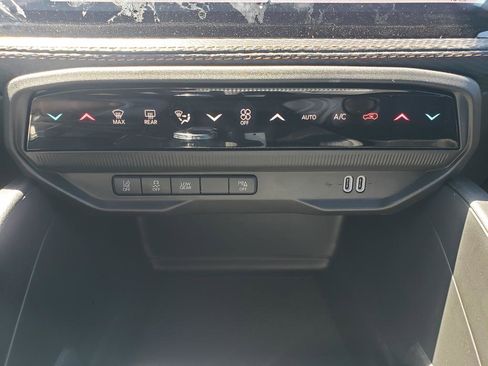 New 2026 Jeep Cherokee Limited AWD/4WD image 19