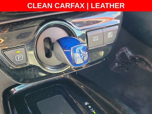 Used 2021 Toyota Prius XLE FWD image 30