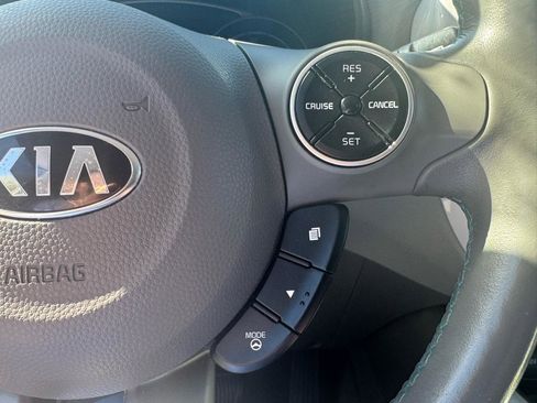 Used 2016 Kia Soul EV FWD image 22