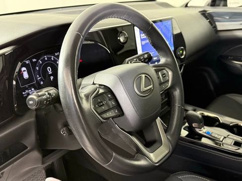 Certified 2022 Lexus NX 250 FWD w/ Premium Package image 17