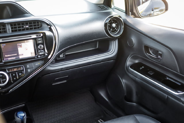 Used 2018 Toyota Prius C Four FWD image 26