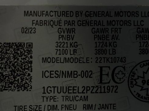 Used 2023 GMC Sierra 1500 AT4 w/ Technology Package image 60