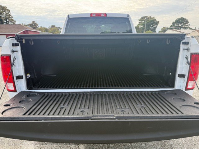 Used 2017 RAM 1500 Express w/ Express Value Package AWD/4WD image 15