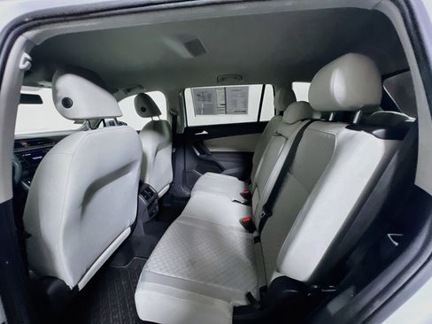 Used 2019 Volkswagen Tiguan S w/ 3rd Row Seat Package AWD/4WD image 27