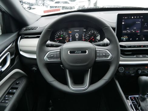 New 2026 Jeep Compass Limited image 11