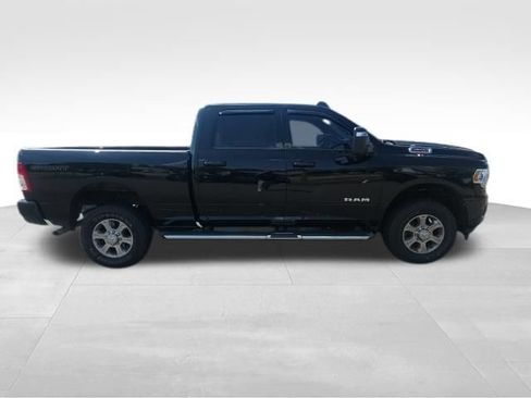 Used 2024 RAM 2500 Big Horn w/ Sport Appearance Package AWD/4WD image 13