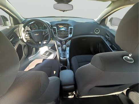 Used 2015 Chevrolet Cruze LT FWD image 9
