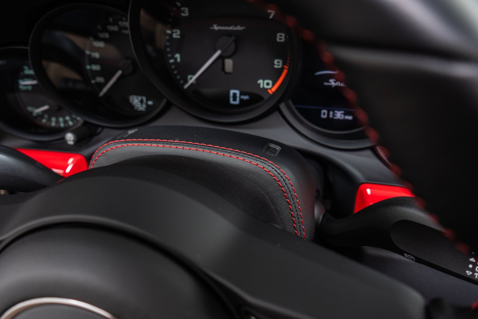 Used 2019 Porsche 911 Speedster RWD image 33