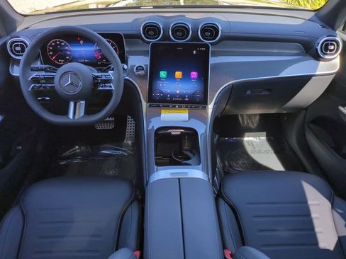Used 2026 Mercedes-Benz GLC 300 image 15