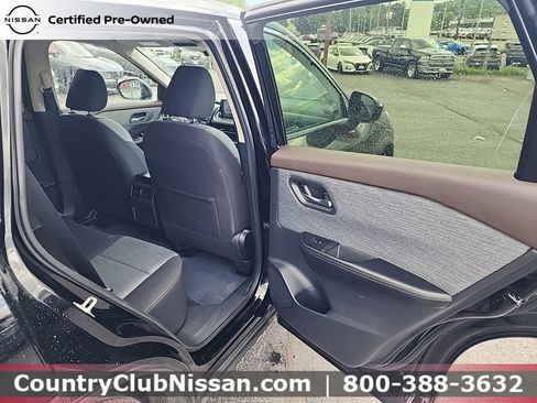 Certified 2023 Nissan Rogue SV AWD/4WD image 26