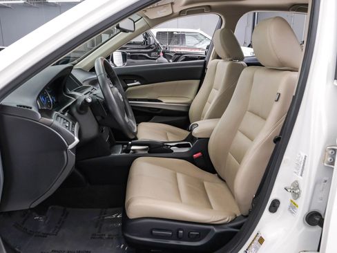 Used 2014 Honda Crosstour EX-L image 3