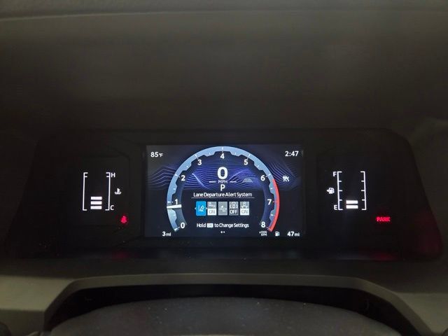 Used 2025 Toyota Camry SE w/ Convenience Package FWD image 66