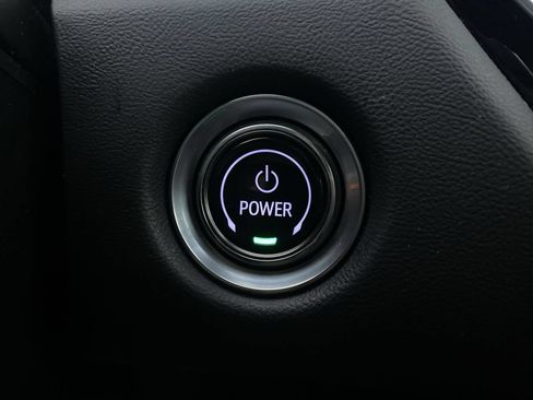 Certified 2024 Cadillac Lyriq Luxury AWD/4WD image 8