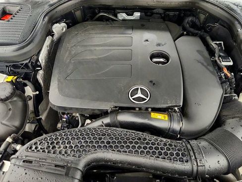 Used 2022 Mercedes-Benz GLC 300 4MATIC image 23