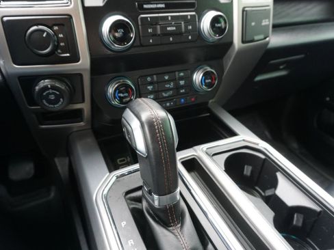 Used 2020 Ford F150 Platinum w/ Equipment Group 701A Luxury AWD/4WD image 16