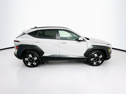 Used 2025 Hyundai Kona SEL image 10