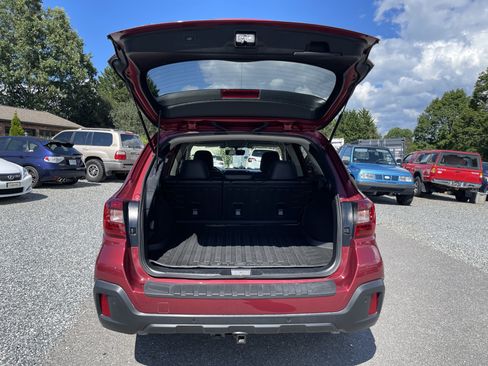 Used 2018 Subaru Outback 3.6R Limited AWD/4WD image 13