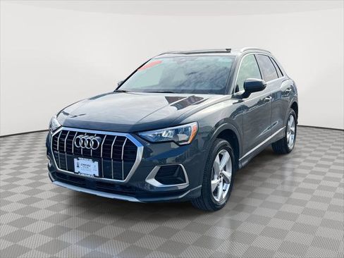 Used 2022 Audi Q3 2.0T Premium image 3