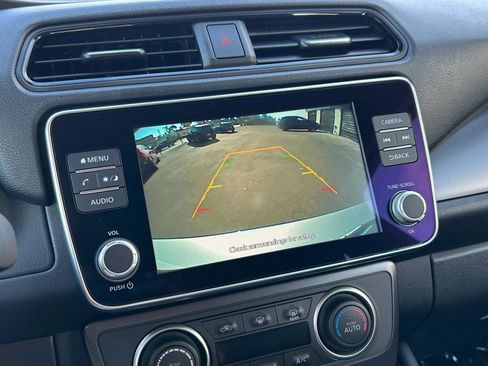 Used 2025 Nissan Leaf S FWD image 25