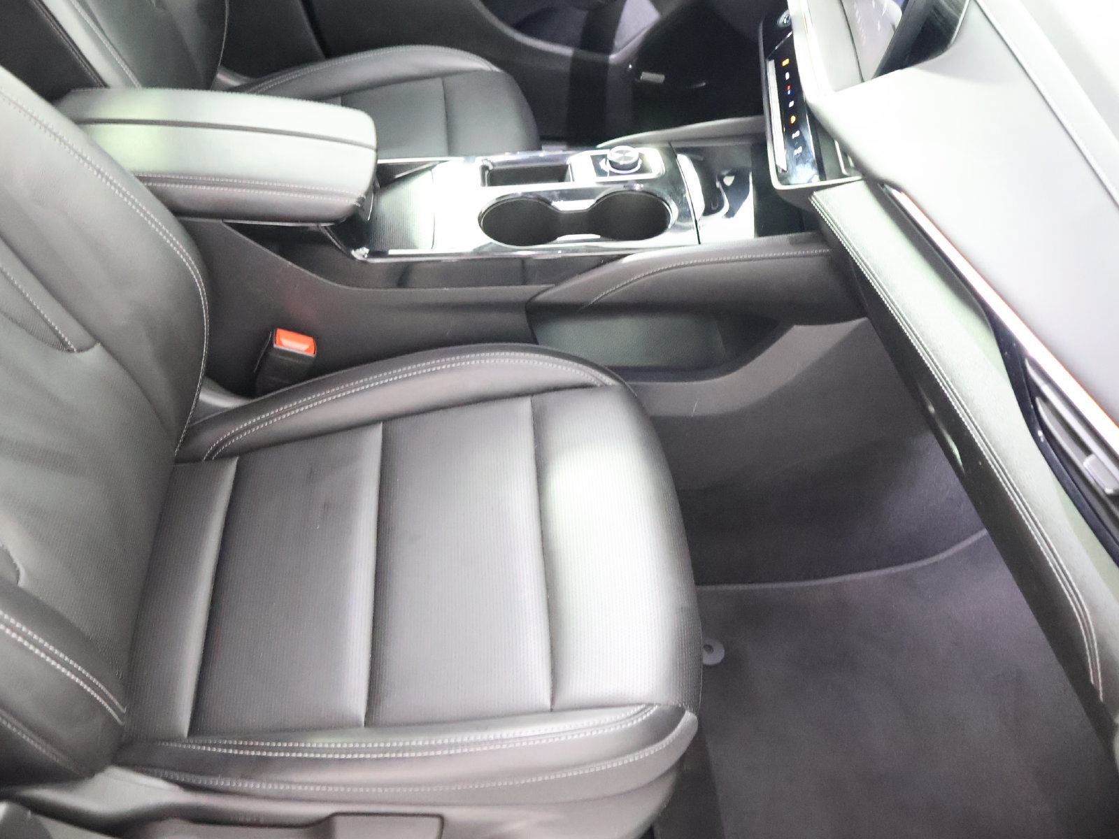 Used 2024 Buick Envision Preferred AWD/4WD image 50