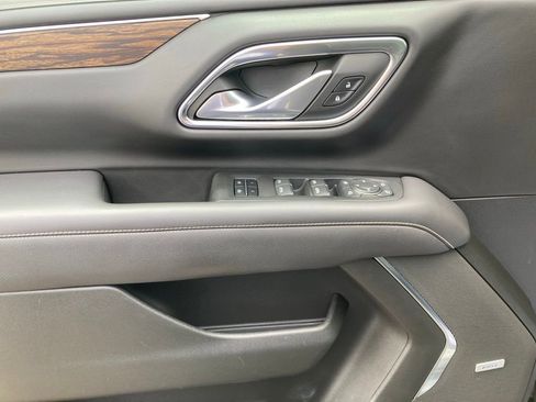 Used 2021 Chevrolet Tahoe Premier AWD/4WD image 15