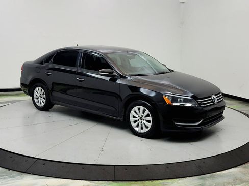 Used 2012 Volkswagen Passat 2.5 S FWD image 3