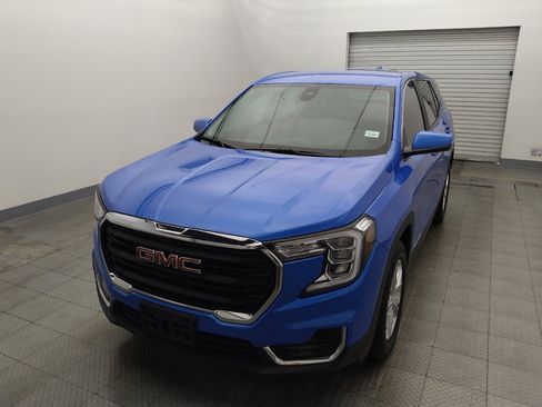 Used 2024 GMC Terrain SLE FWD image 15