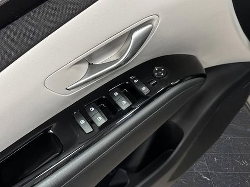 Used 2024 Hyundai Tucson Limited image 29