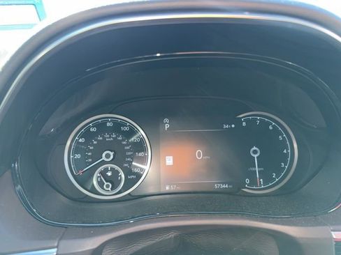 Used 2023 Genesis GV70 2.5T w/ Advanced Package image 18