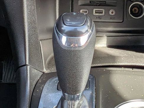 Used 2020 Chevrolet Equinox LT image 12