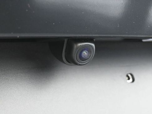 Used 2025 Kia Sportage EX image 38