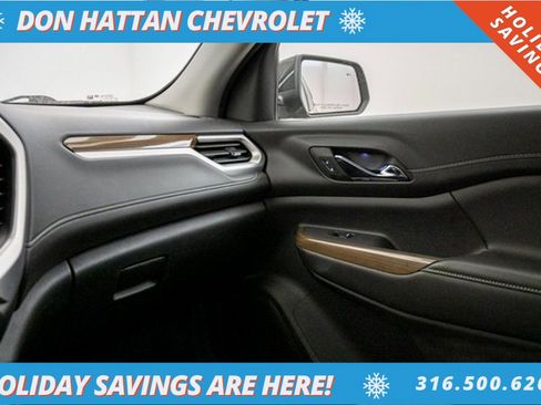 Used 2023 GMC Acadia SLE w/ Driver Convenience Package image 15