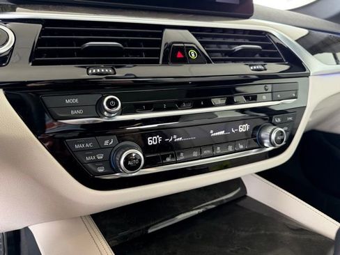 Certified 2023 BMW 540i w/ M Sport Package image 28