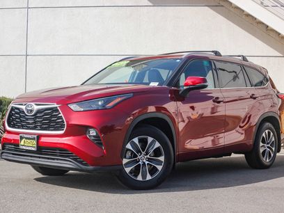 Used 2022 Toyota Highlander XLE