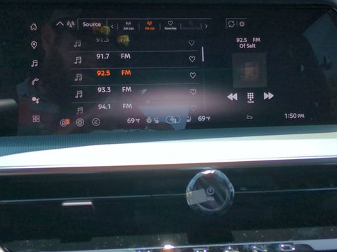 New 2025 Nissan Murano SL image 14