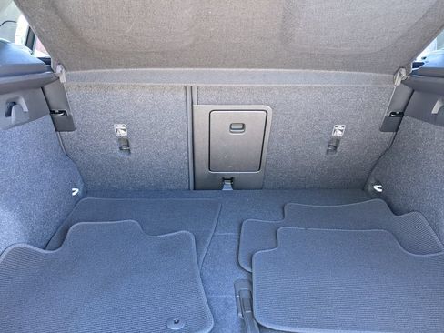 Certified 2023 Volvo XC40 Recharge Ultimate AWD/4WD image 27