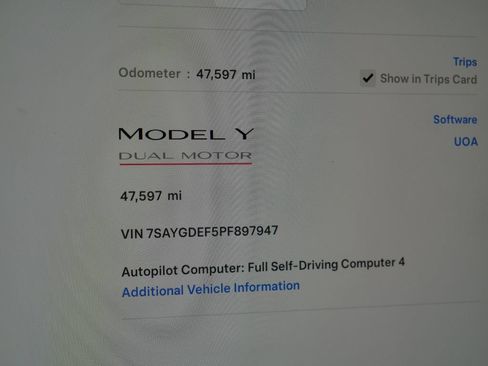 Used 2023 Tesla Model Y Performance AWD/4WD image 31