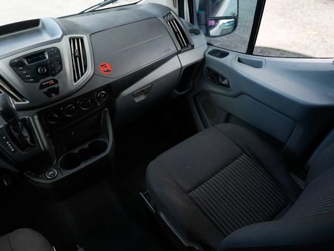 Used 2018 Ford Transit 250 130 Low Roof w/ Exterior Upgrade Package RWD image 14