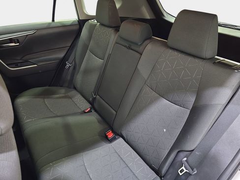 Used 2021 Toyota RAV4 XLE w/ Carpet Mat Package (TMS) image 16
