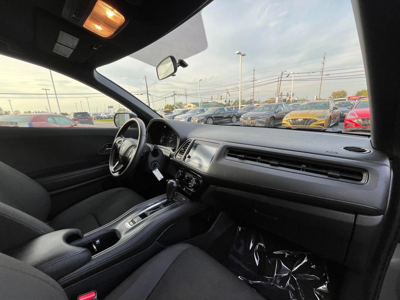 Used 2021 Honda HR-V Sport image 27