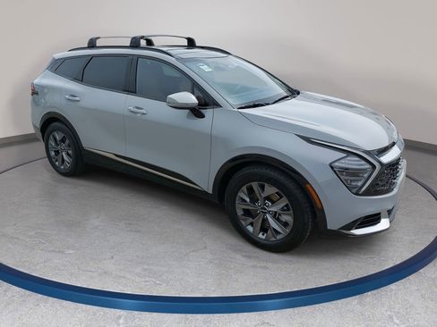 Used 2024 Kia Sportage SX image 3