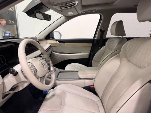 Used 2023 Hyundai Palisade Limited w/ Cargo Package AWD/4WD image 12