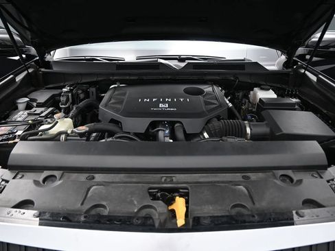 Used 2025 INFINITI QX80 Luxe AWD/4WD image 31
