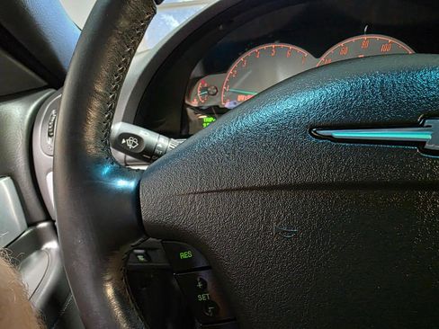 Used 2002 Ford Thunderbird RWD image 23