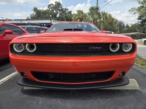Used 2018 Dodge Challenger R/T Scat Pack RWD image 2