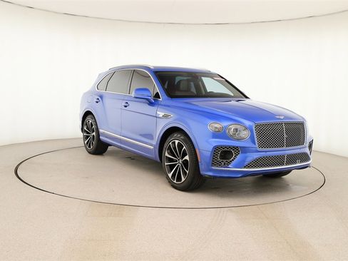 Used 2021 Bentley Bentayga Base image 10