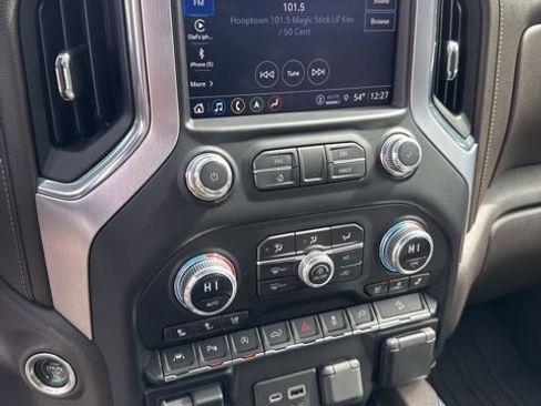 Used 2022 GMC Sierra 1500 SLT w/ SLT Premium Plus Package image 24