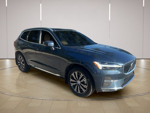 Used 2022 Volvo XC60 B6 Inscription AWD/4WD image 9